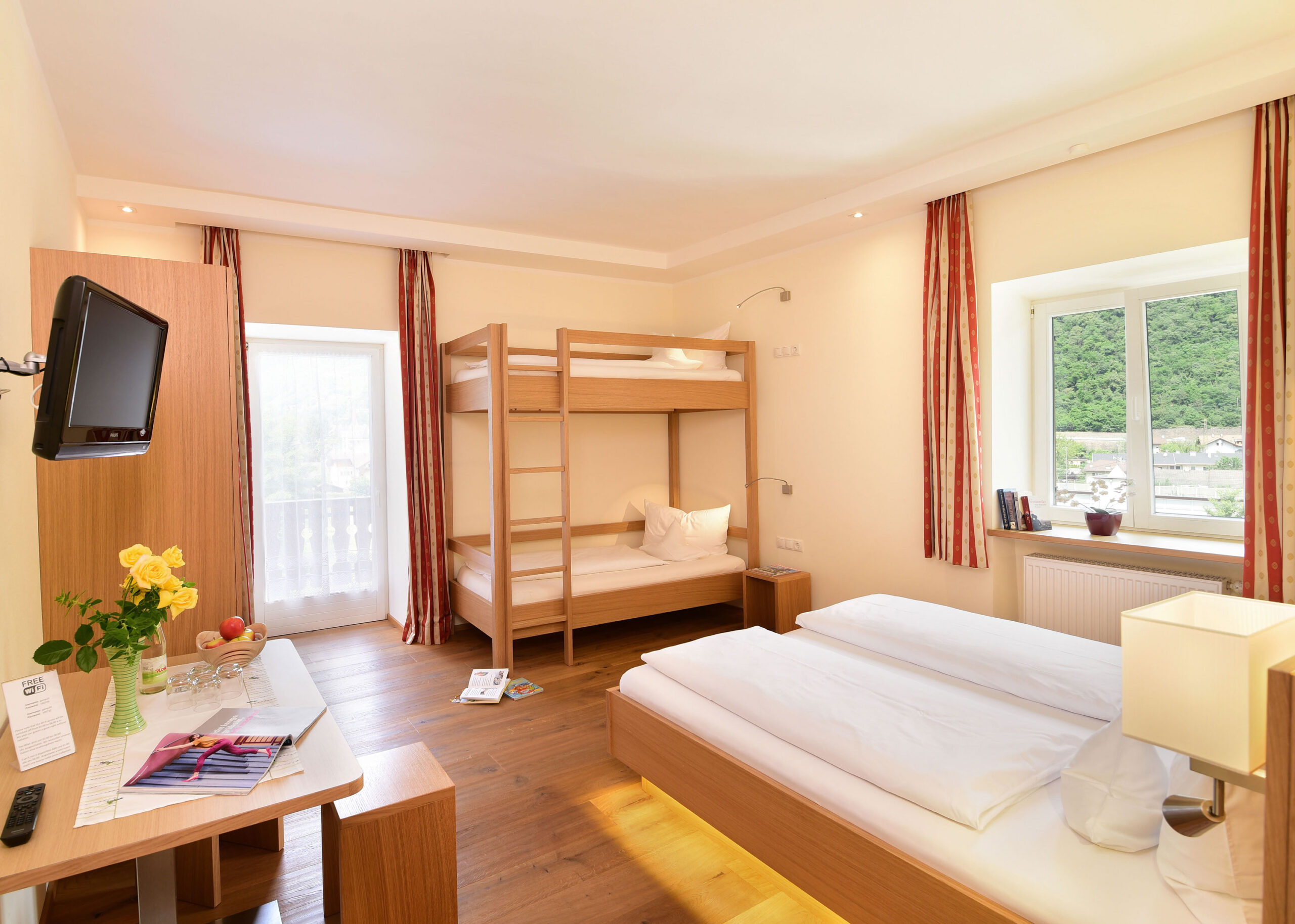 Familienzimmer-Hotelzimmer-Gamp-Klausen